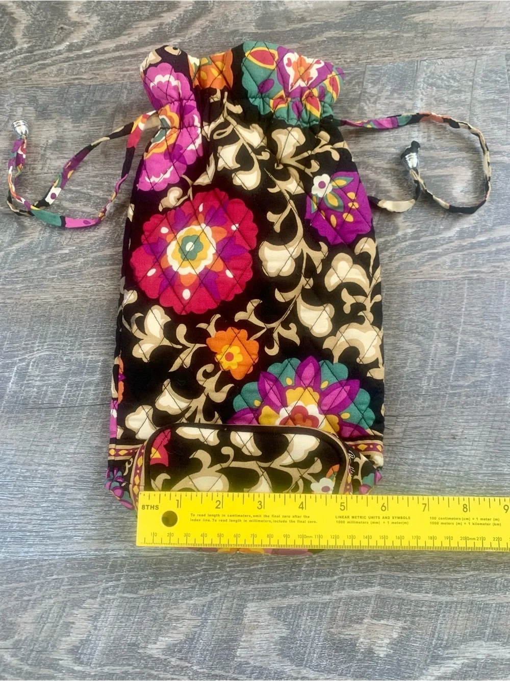 Vera Bradley Boho Black Floral Drawstring Cheers to You Quilted Bottle Bag